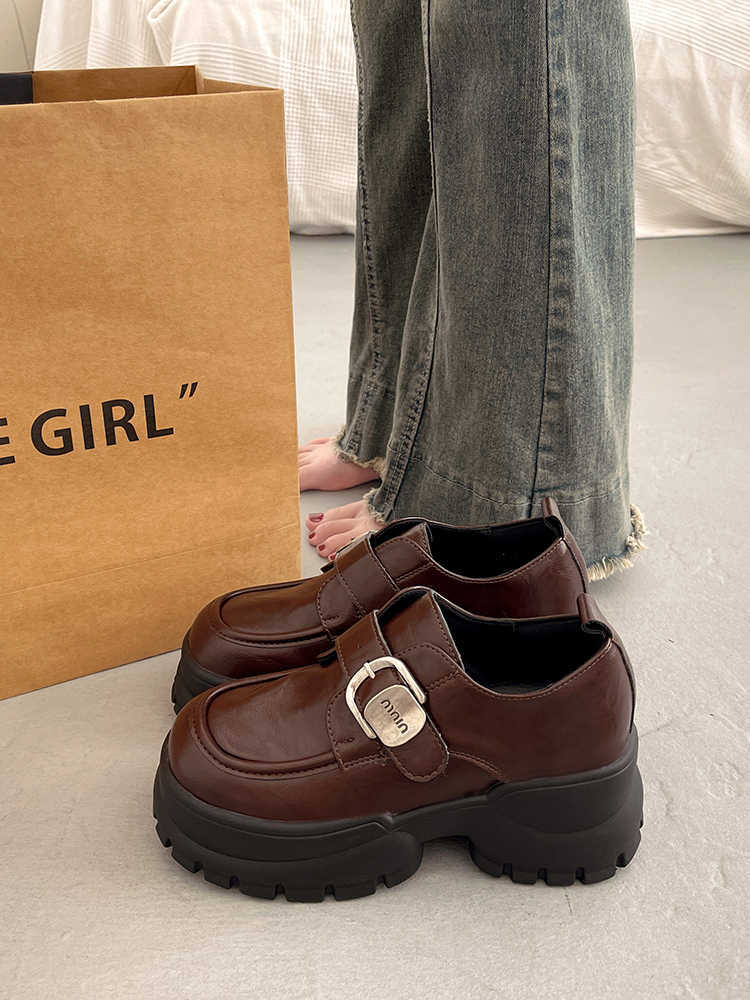 Retro Raise The Bottom Small Leather Shoes Female Loafers Dropshipman