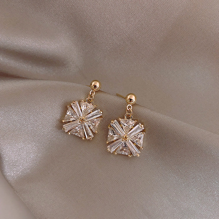 Women Dangle Earrings Dropshipman