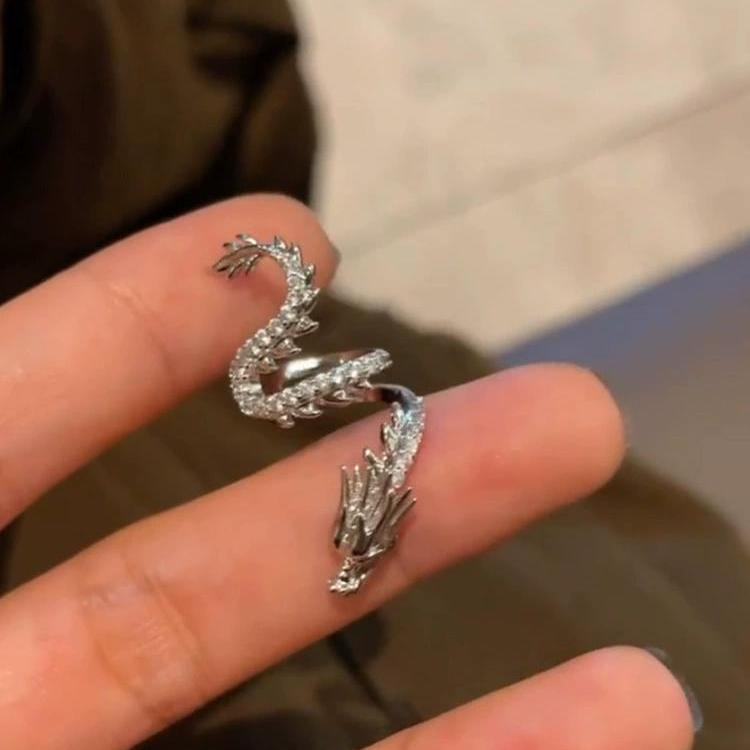 Cool Dragon Shape Ear Clip Dropshipman