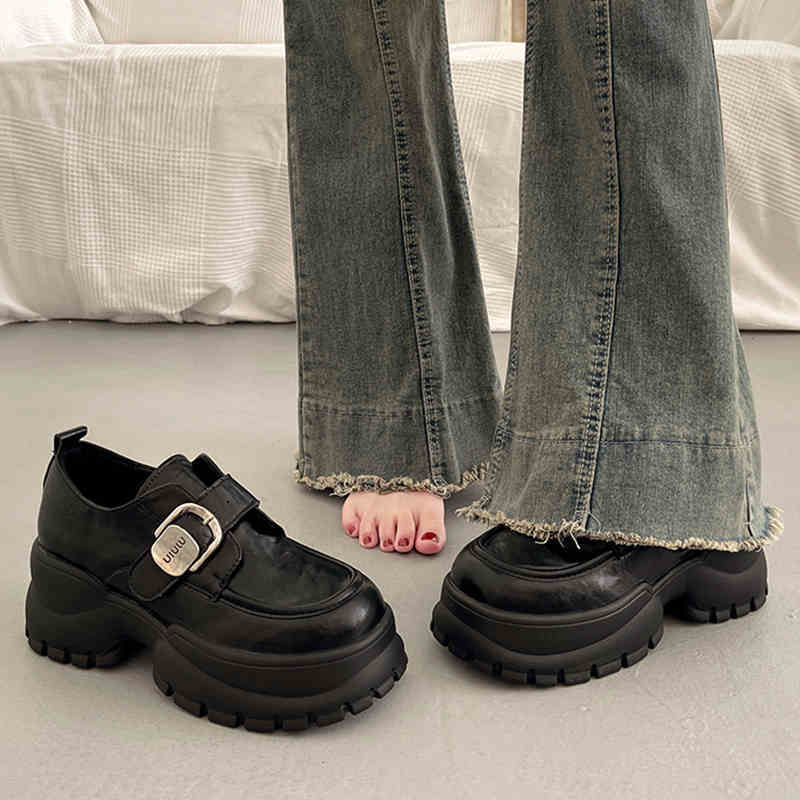 Retro Raise The Bottom Small Leather Shoes Female Loafers Dropshipman